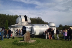 apollo-13-vor-den-sternwartenkuppeln